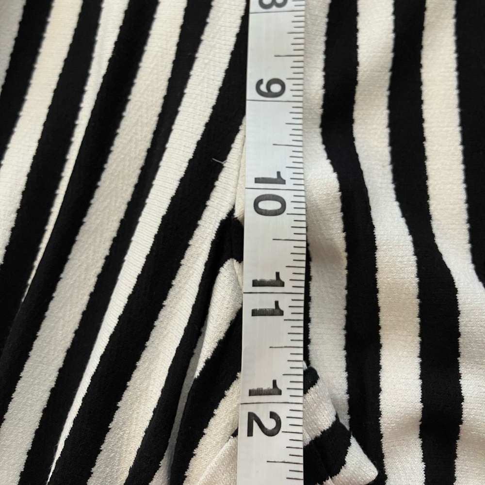 ANYBODY Pants Women’s Sz L Black And White Stripe Pull On Elastic Waist Casual - Picture 7 of 9